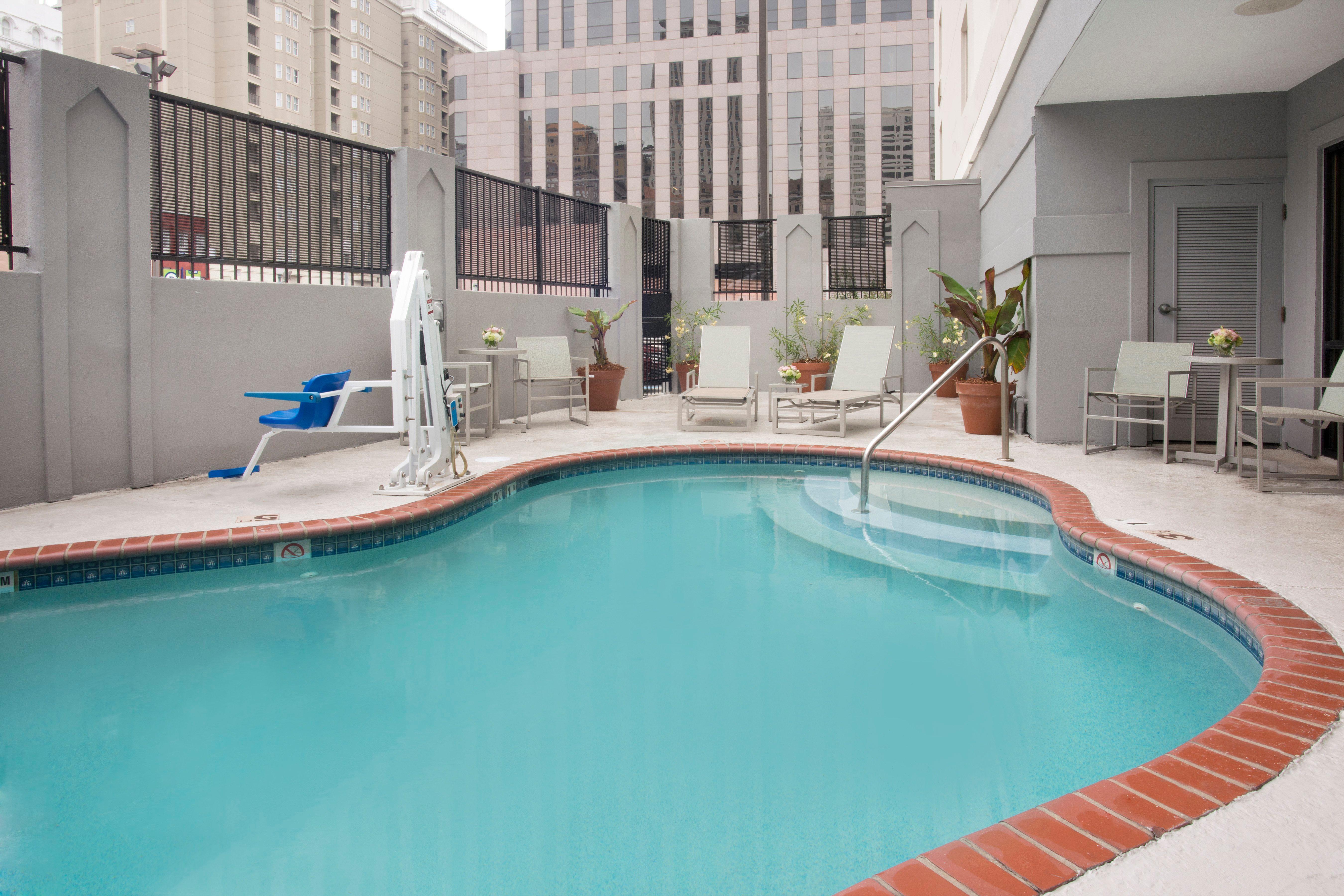 Holiday Inn Express New Orleans Downtown, An Ihg Hotel Exterior photo